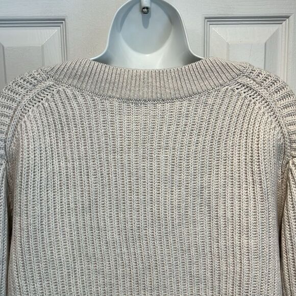 Aritzia Babaton Cream Cable Knit Oversized 100% Merino Wool Roger Sweater Size M - Picture 8 of 12